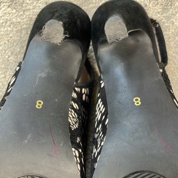 Seychelles Anthropologie Bobbin Lace Pumps Peep Toe Bow Girly Sz 8 - Picture 11 of 16